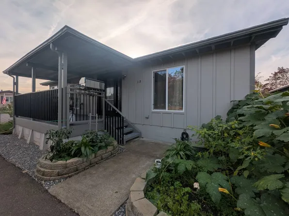 1003 NW 139th St Unit 3B, Vancouver, WA 98685