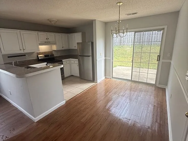 148 Pine Mast Ct — Photo 3