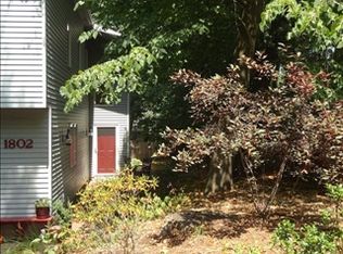 1802 Hickory Dr, Madison, WI 53705