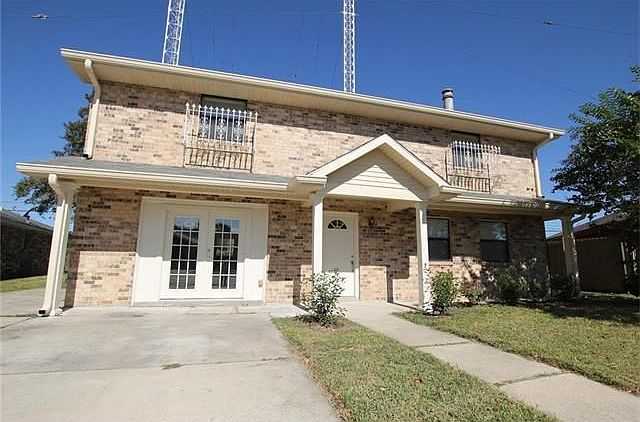 1st image of 3912 Lyndell Dr