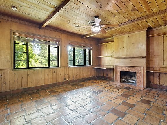 38th image of 2910 Crest Terrace Dr