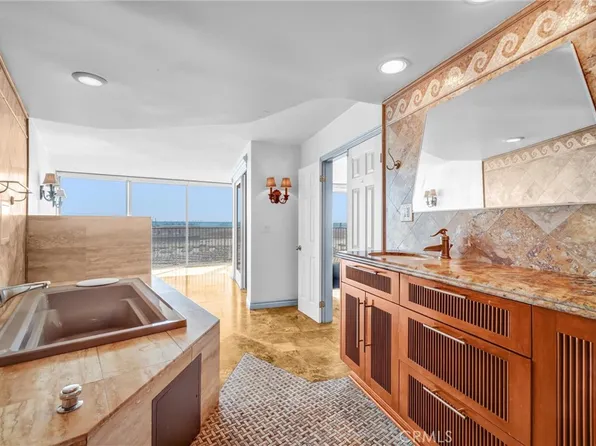 700 E Ocean Blvd Unit 3107, Long Beach, CA 90802
