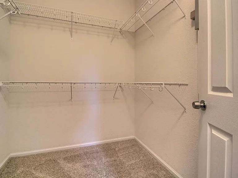Master Bedroom walking closet