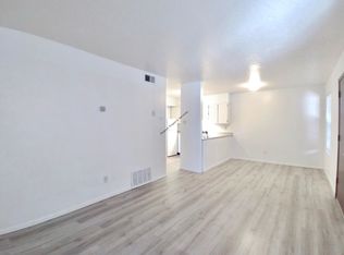 3209 Alta Monte Ct NE #4, Albuquerque, NM 87107