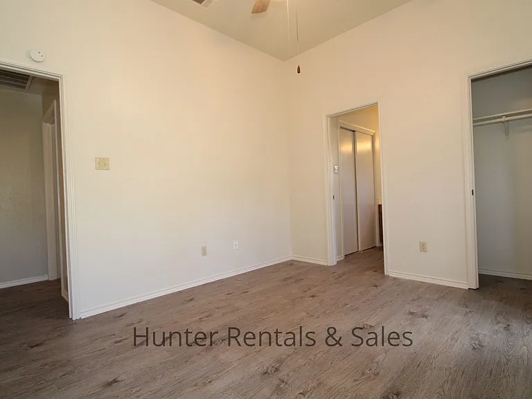 3801 Winchester Dr — Photo 12