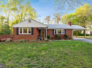 6285 Ripley Rd, La Plata, MD 20646