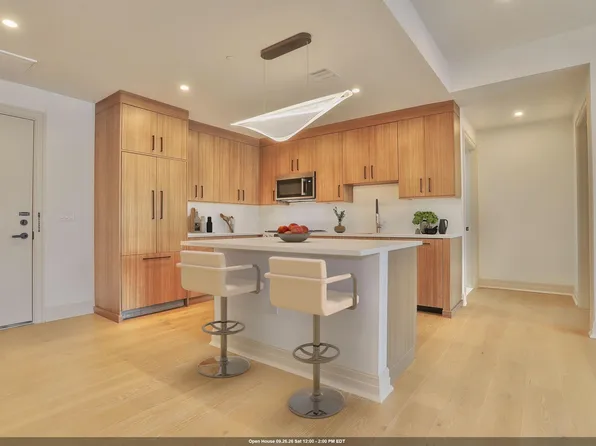 921 Madison Street image 1 of 31