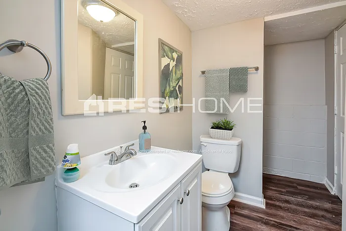 2084 Kimber Trl — Photo 15