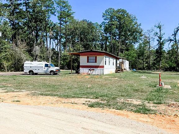 3rd image of 28262 Pecan St