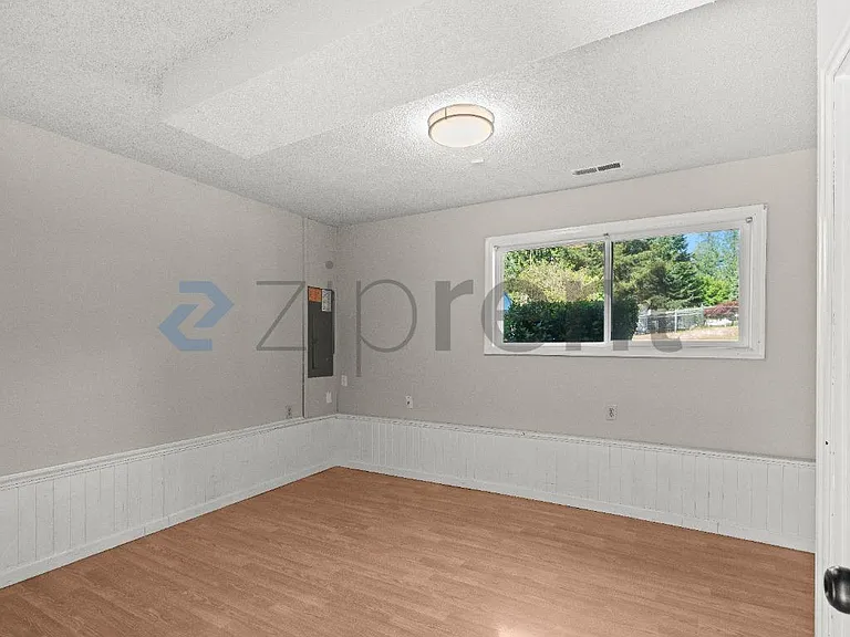 38222 43rd Ave S — Photo 13