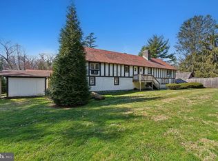 809 Mill Rd #B, Bryn Mawr, PA 19010