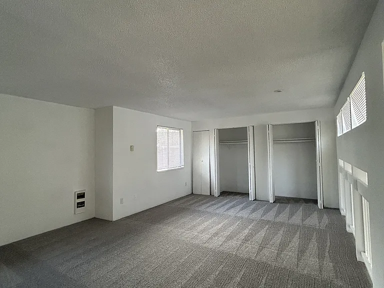 Lake Chalet — Photo 30