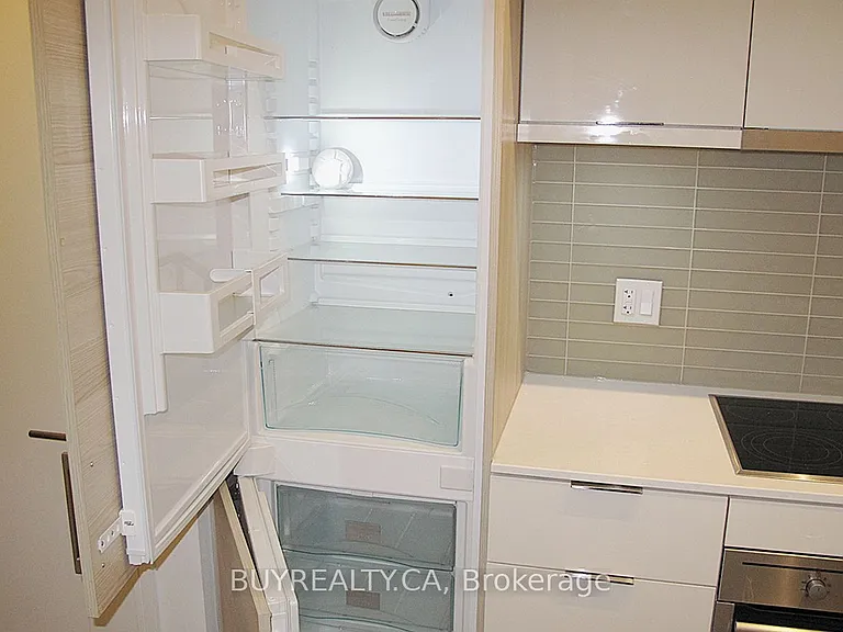 88 Scott St #601 — Photo 20