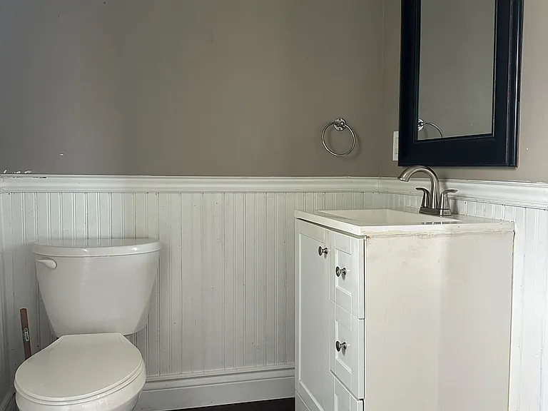41 Emily St — Photo 14