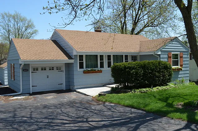 4605 Belmont Rd photo 1