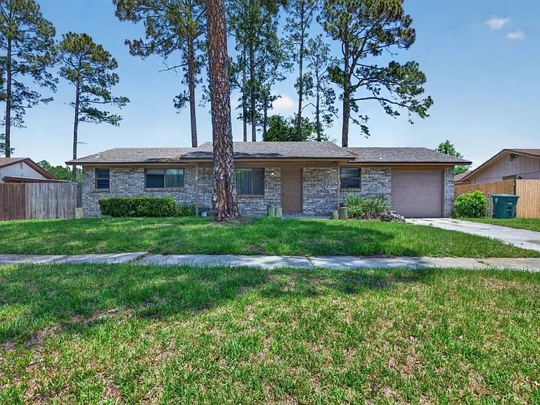 4177 Timberlake Dr N — Photo 1
