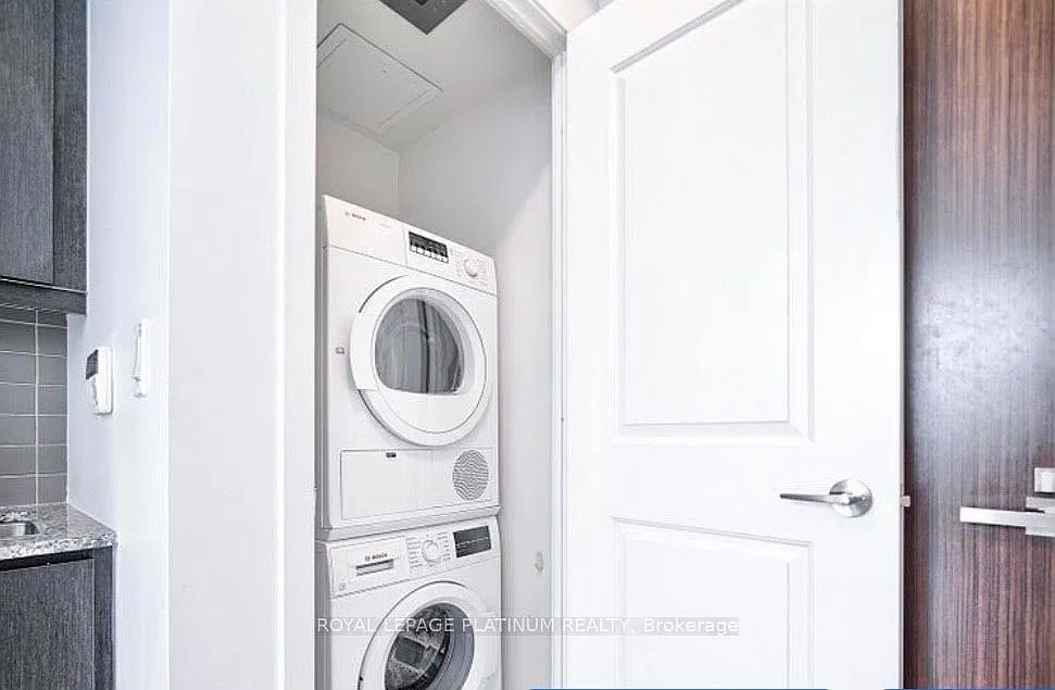 1 bed, $2,400 — Photo 4