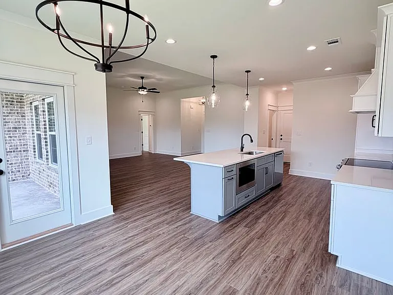 517 Bristleleaf Path — Photo 8