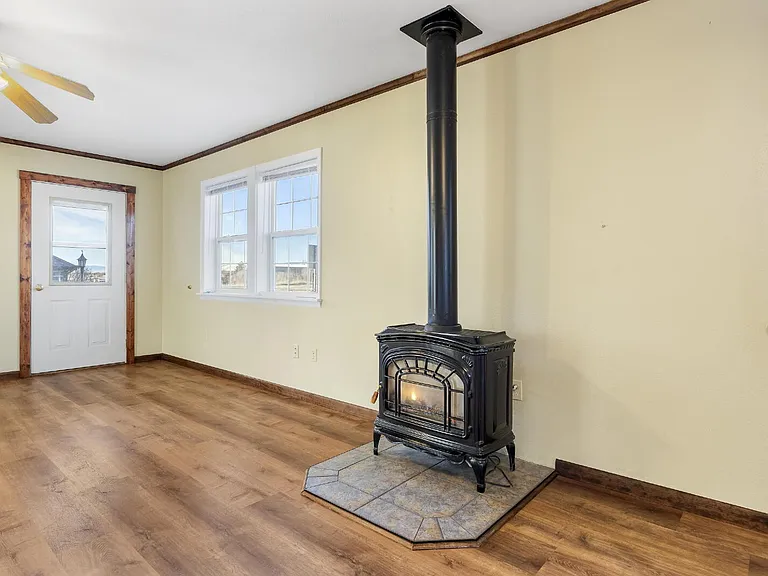 401 S Main St — Photo 7