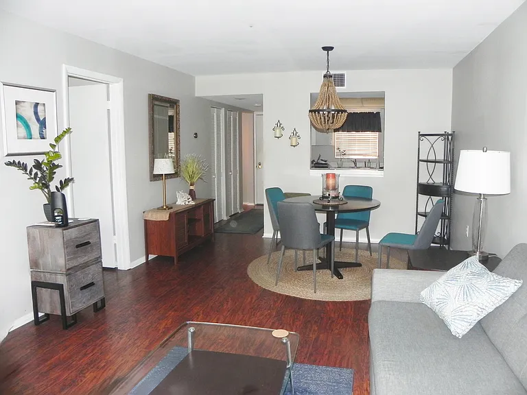 6010 7th Ave W — Photo 3