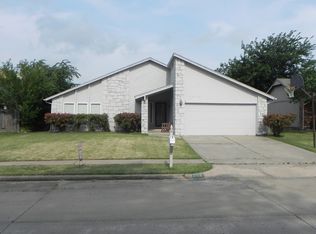 1916 N Cypress Ave, Broken Arrow, OK 74012