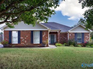 3709 Lady Banks Ln NW, Huntsville, AL 35806