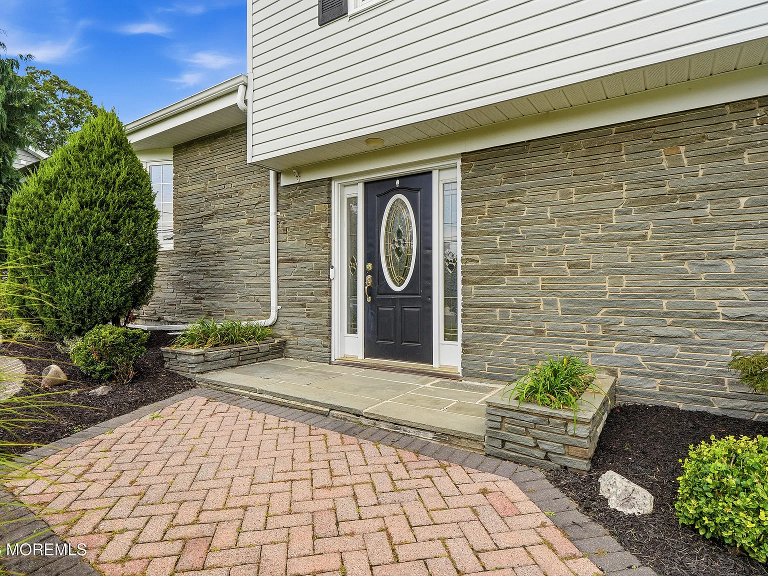 5 bed, 2986 sqft, $5,650 — Photo 4