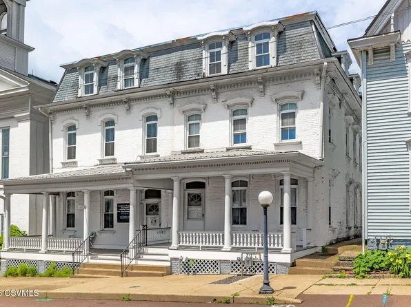 637 Pine St, Danville, PA 17821