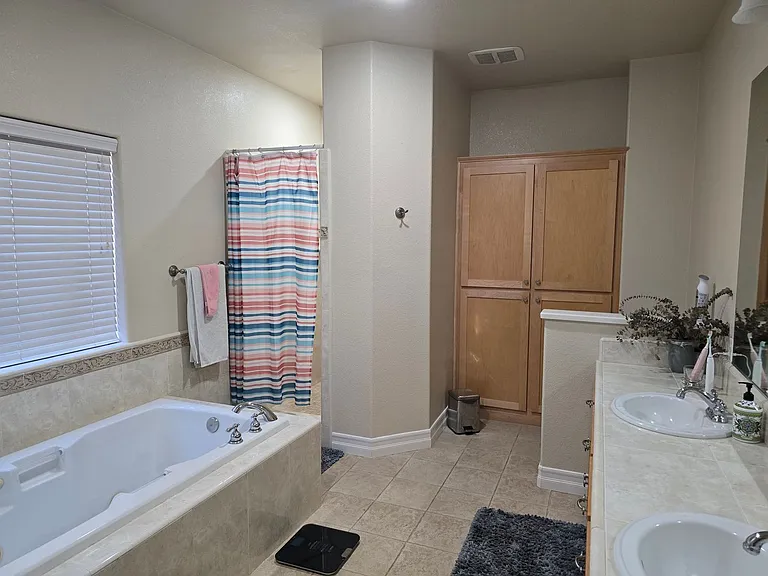105 Sterling Oaks Dr — Photo 22