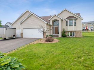406 Wolfcreek Cir, Roberts, WI 54023