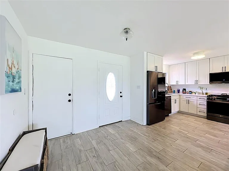 5501 Memorial Dr — Photo 11