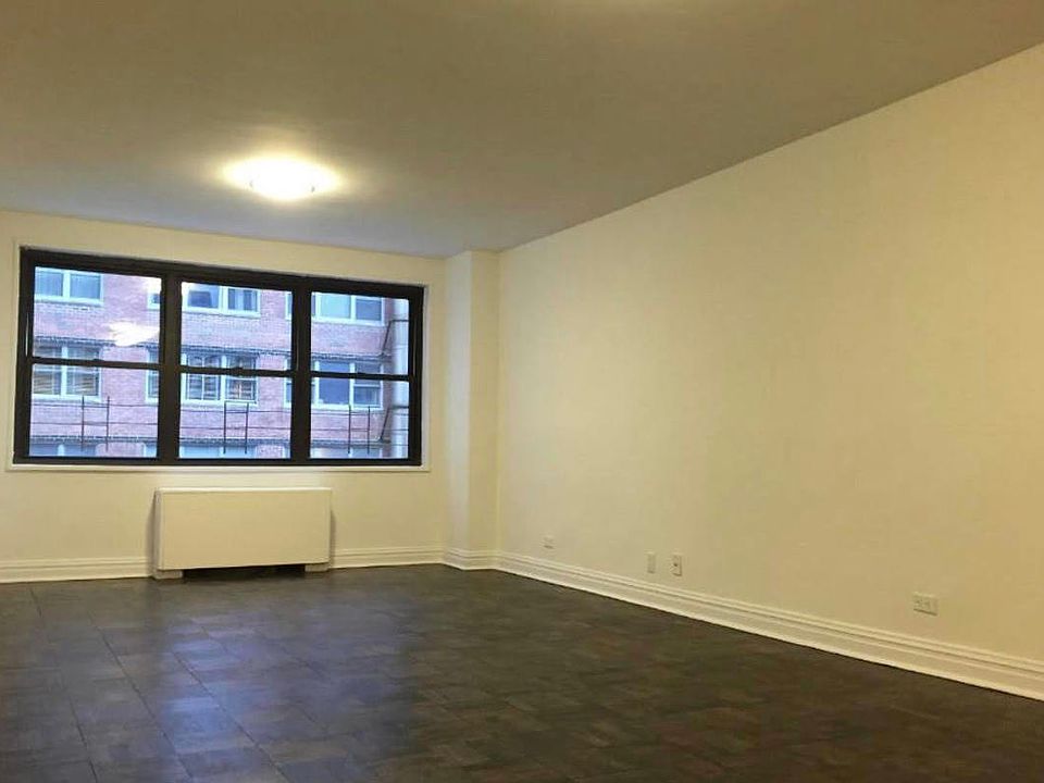 1st image of 54 W 14th St #4