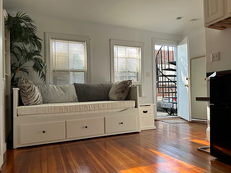14 Massachusetts Ave #B — Photo 11
