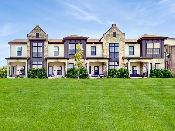 5th image of 6460 Galleria Dr Unit 3101