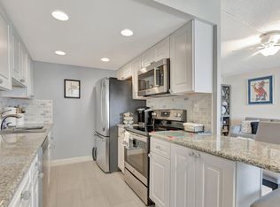 1081 Exeter E, Boca Raton, FL 33434