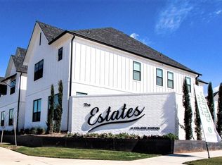 204 Holleman Dr #263, College Station, TX 77840
