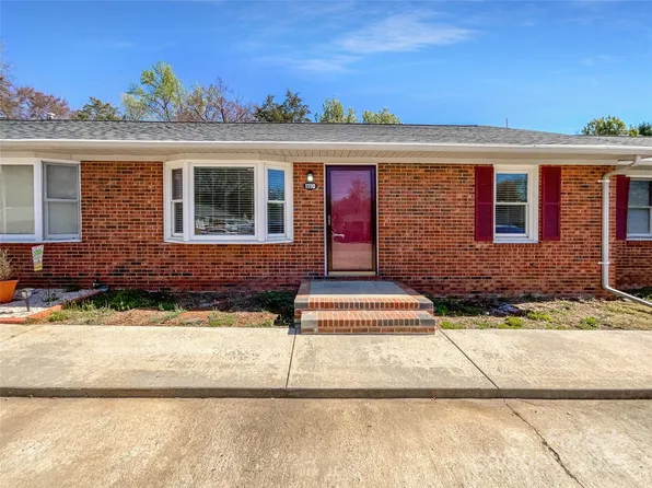 1110 McKinnon Dr, Rock Hill, SC 29732