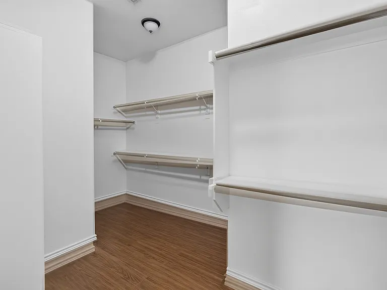 2848 Gillespie Ln — Photo 30