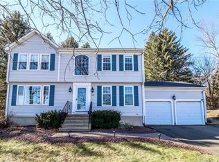 609 Ridgewood Rd, Middletown, CT 06457