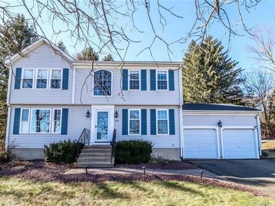 609 Ridgewood Road, Middletown, CT, 06457