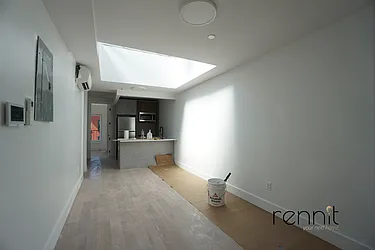 Rented by Rennit Inc.