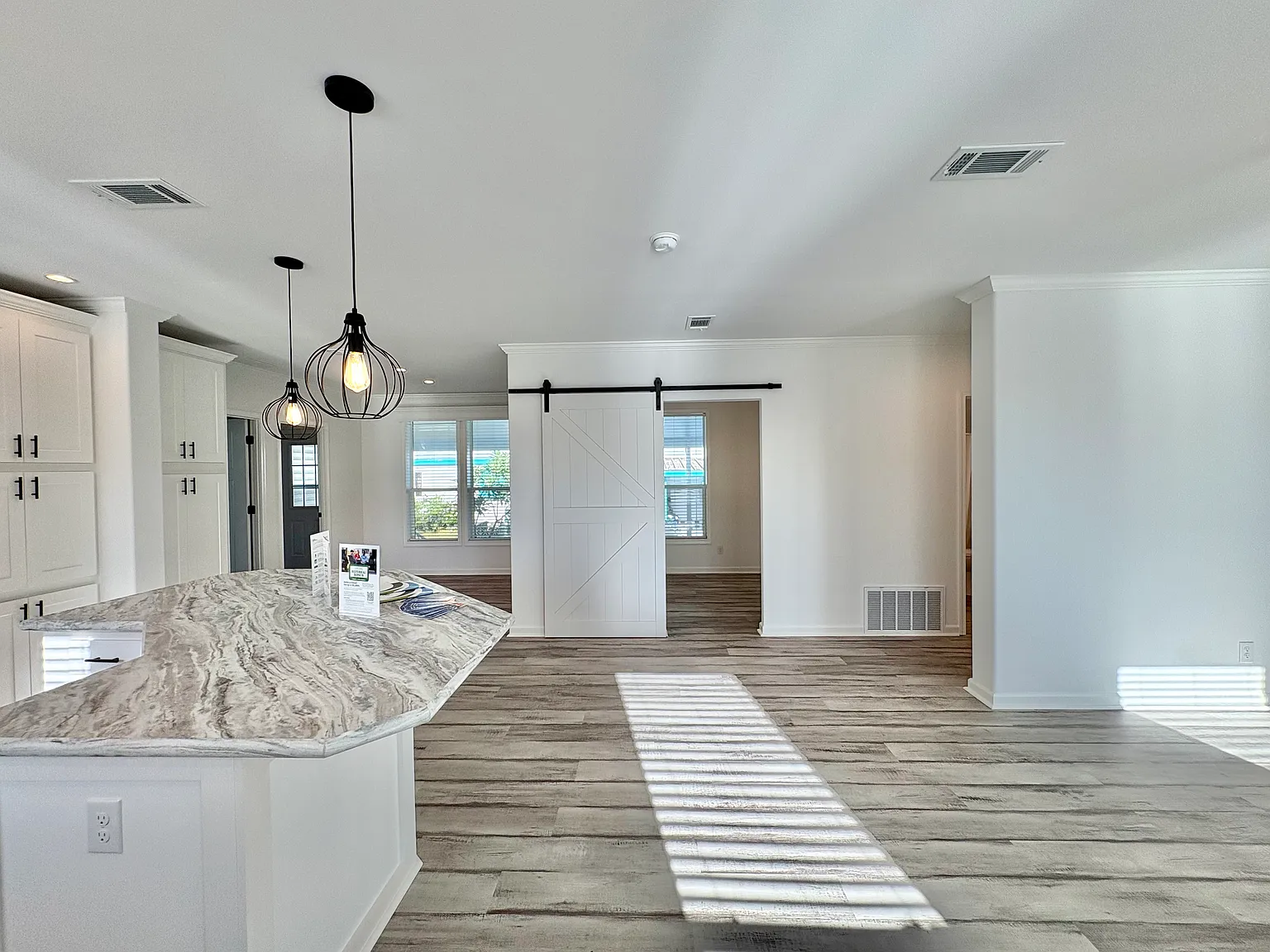 2 bed, 2.0 bath, 1352 sqft, $2,400 — Photo 1