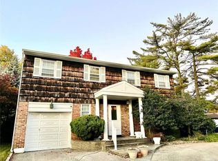 132 Combs Ave, Woodmere, NY 11598