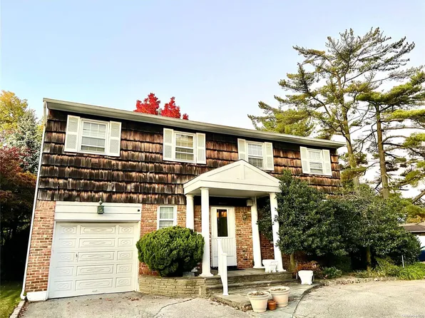 132 Combs Avenue, Woodmere, NY 11598