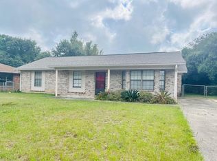 829 Amberwood Dr, Pensacola, FL 32506