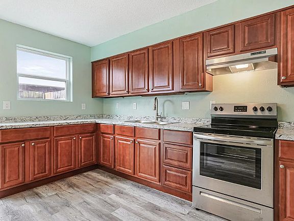 2nd image of 1113 Orange Blossom Ln APT 6