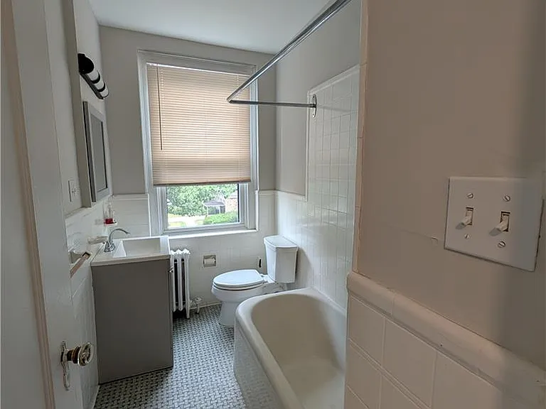 1458 Northampton St #5 — Photo 16