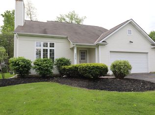 9846 Johnnycake Ridge Rd, Concord, OH 44060