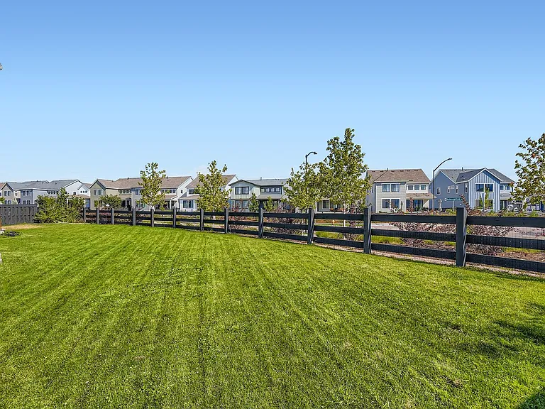 9022 Moondance Dr — Photo 9