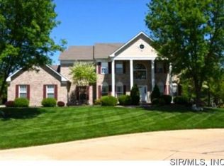 4068 Clintonview Ct, Shiloh, IL 62226